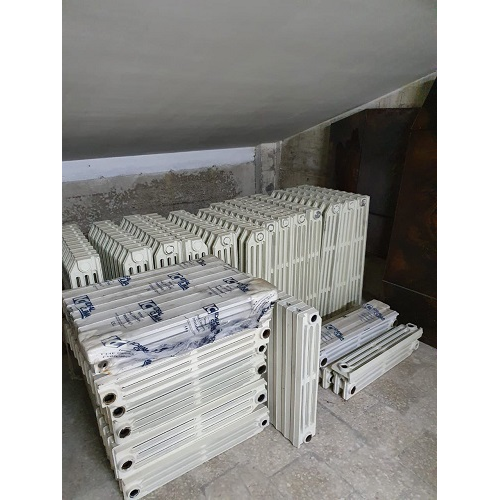 RADIATORE IN GHISA ALTEZZA 880 COLONNE 4